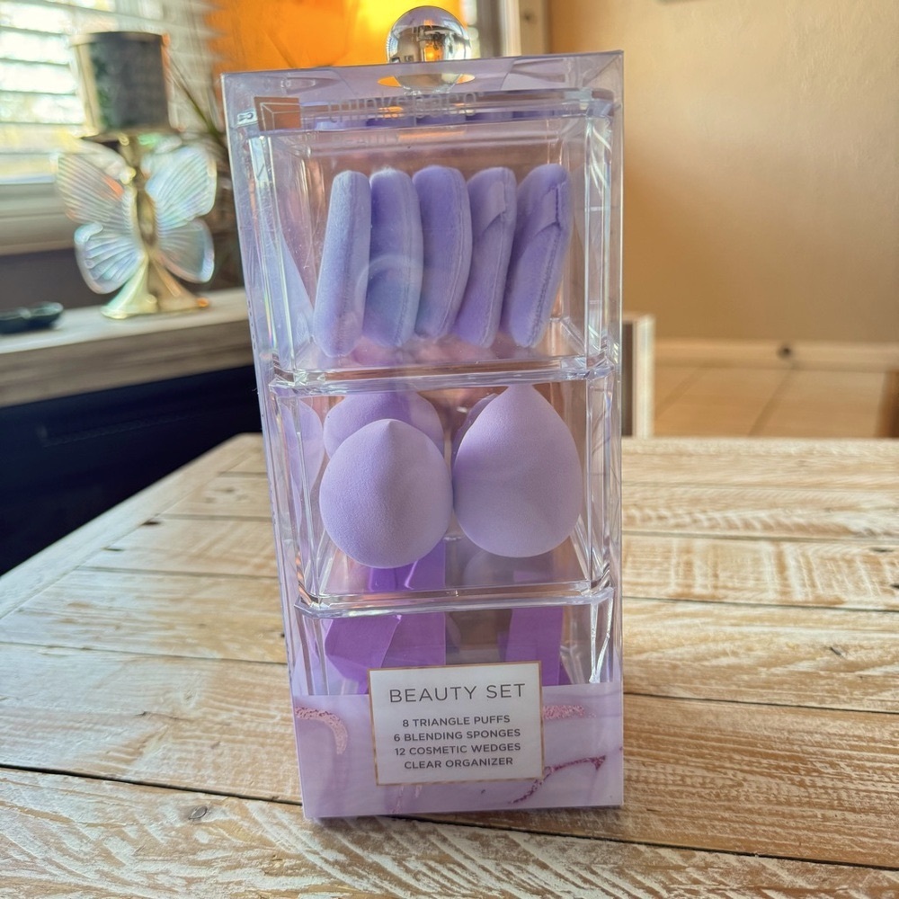 💜Thinkspace Beauty Set Purple💜triangle puff, blender, wedge+organizer *incomplet
